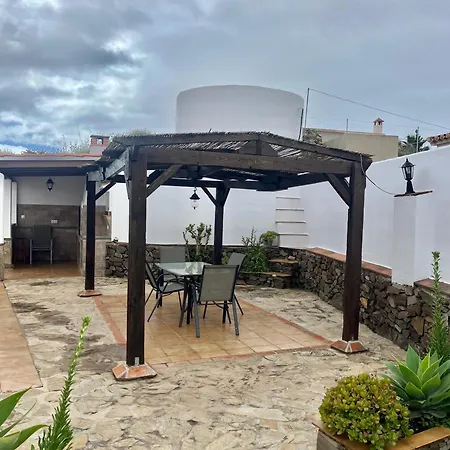 Miradri Villa *